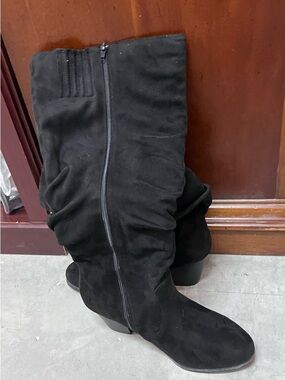 Black Suede Slouch Knee-High Heeled Boots - Room of Fashion
